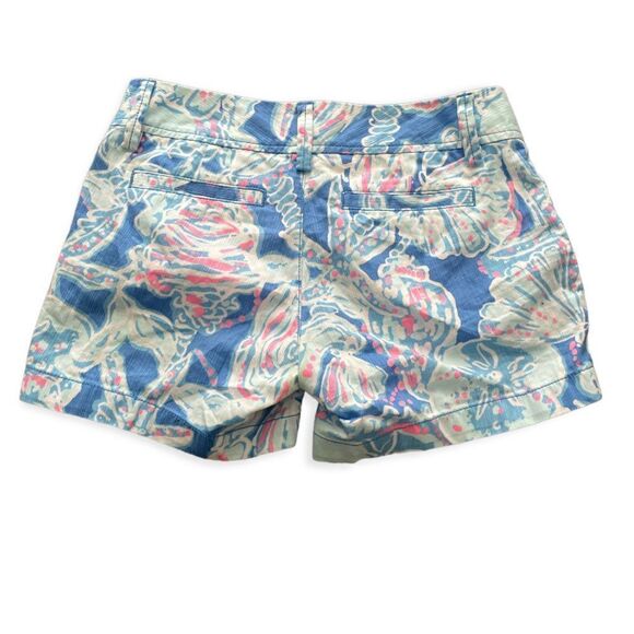 Lilly Pulitzer Callahan Knit Shorts Size 00 Into the Deep Blue Pink Shells EUC - Picture 2 of 6